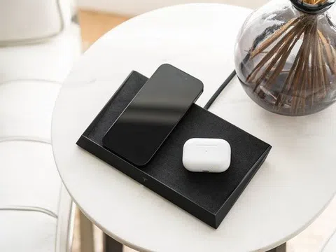 Tesla ra mắt bộ sạc không dây giống AirPower, giá 300 USD