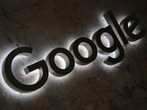 Meta, Google phải trả tiền cho các tờ báo truyền thống tại Canada