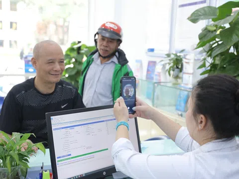 Dừng chuẩn hóa thông tin thuê bao di động qua hình thức online