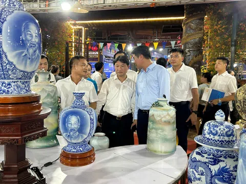 Mạng lưới liên kết hợp tác sản xuất và tiêu dùng bền vững trong chuỗi ngành gốm sứ năm 2024