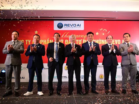 Thành lập Quỹ đầu tư đại chúng Revo AI tại Việti Nam