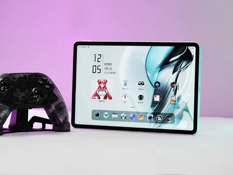 REDMAGIC Nova với pin 10.100mAh và sạc nhanh 80W Chơi game cả ngày không lo hết pin!