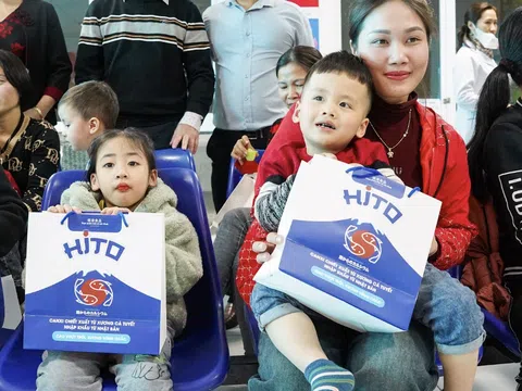Hito Việt Nam trao quà yêu thương cho các em nhỏ tại Bệnh viện Nhi Thái Bình