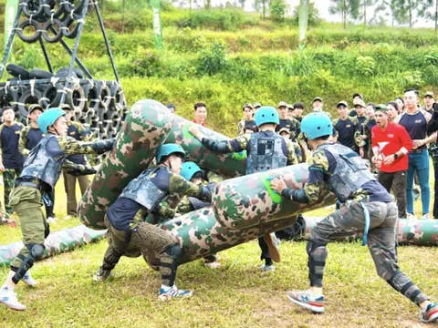 Huấn luyện khởi nghiệp - Hành trình vươn tới tương lai