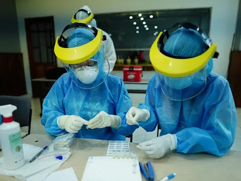 Biến chủng Omicron lây lan ra cộng đồng tại TPHCM như thế nào?