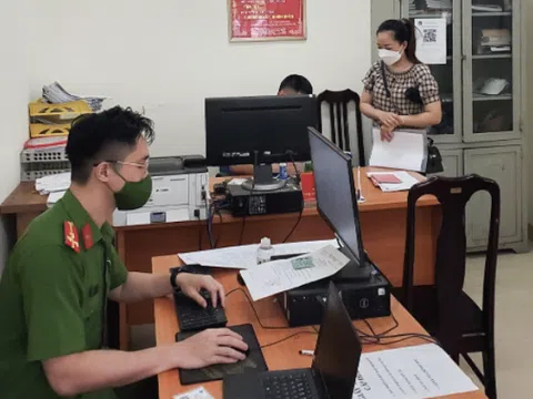 Công an phường Đông Ngạc ( Bắc Từ Liêm ): Nỗ lực công tác ra soát hoàn thành thu thập dữ liệu dân cư