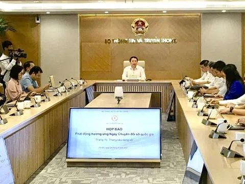 Bộ TT&TT phát động chương trình "Tháng 10. Tháng tiêu dùng số"