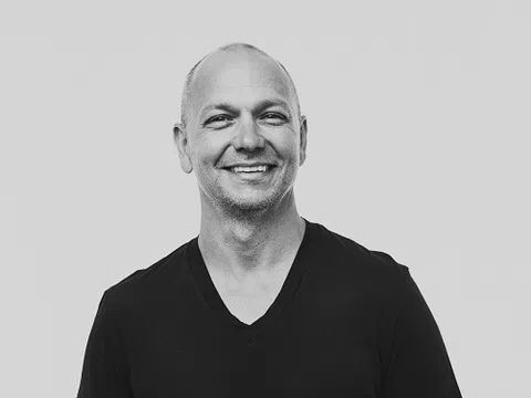 'Cha đẻ iPod': Buộc iPhone dùng USB-C là điều đúng đắn